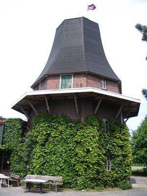 Photo: Windmühle Wiebersiek / Im Schützen Gottes in Schweindorf