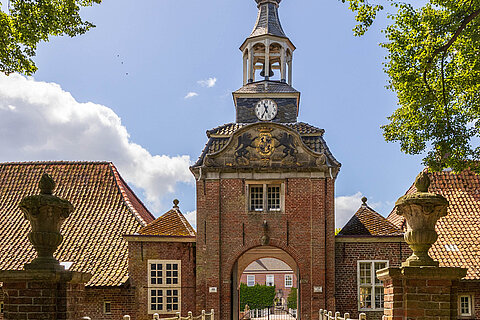 Vorburg Schloss Lütetsburg 