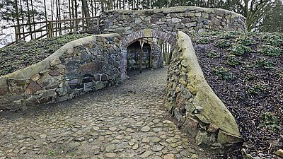 Mühlenruine Bruneforther Windmühle - Stavern-Bruneforth