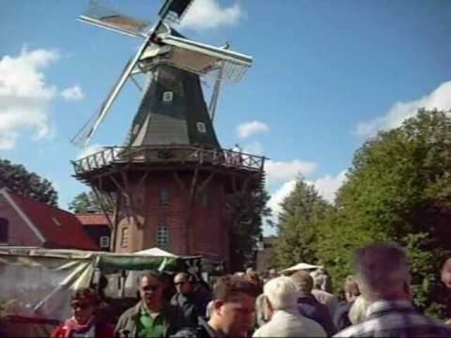Korenmolen  ''Rysumer Mühle'' in Rysum.